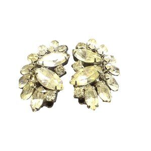 Weiss Vintage Rhinestone Clip-on Earrings Prong Settings Rhodium Plate Cool Girl